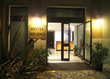 Hotel Milano Loano Exteriör bild